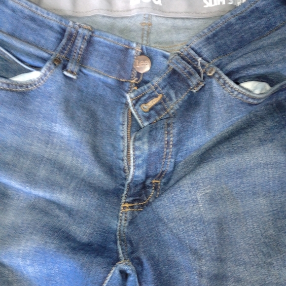 Jeans - Picture 9 of 9